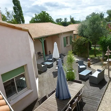 Alojamento de Acomodação e Pequeno-almoço Les Fuyes 3*